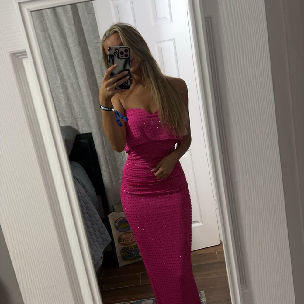 Prom/Formal Pink Strapless Dress